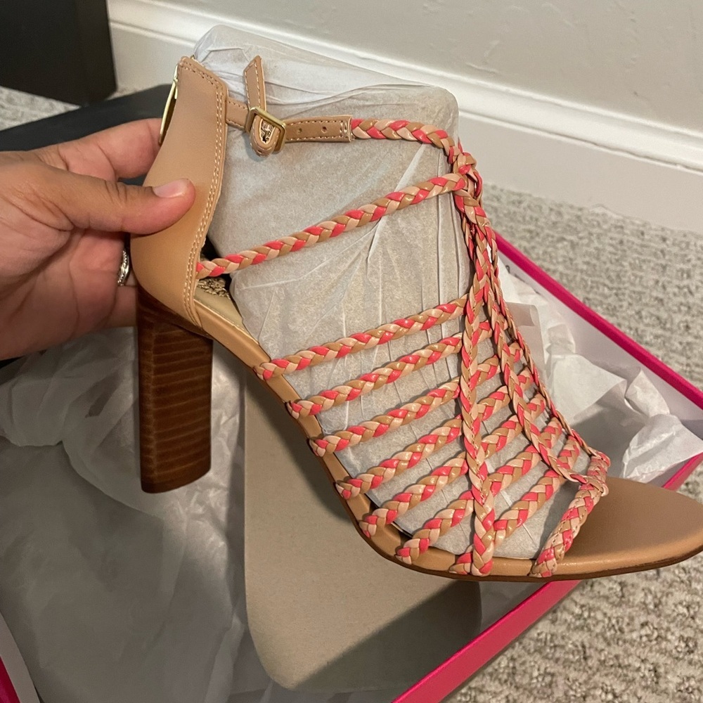 Vince Camuto VC-Ariah Soft‎ Nappa Heels pink and tan - Picture 9 of 10